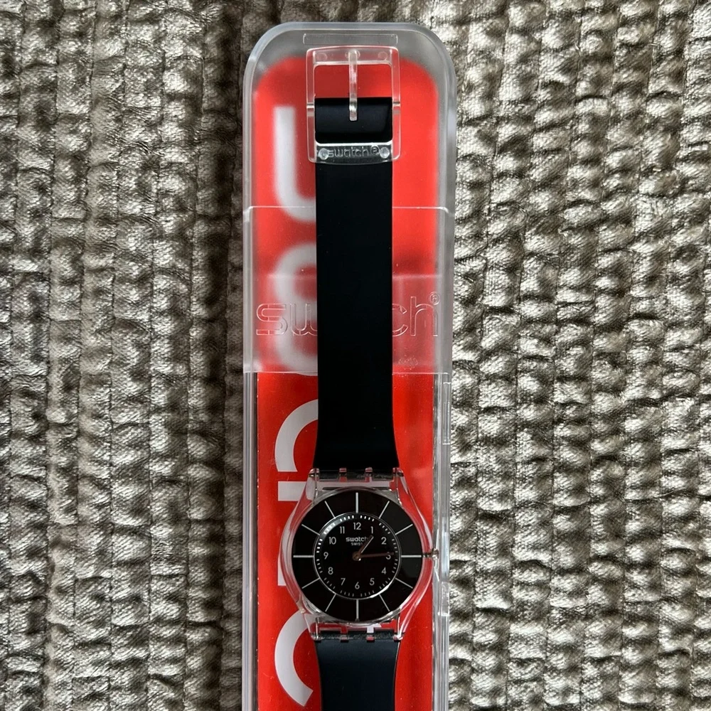 UNISEX water resistant slim watch IN BOX